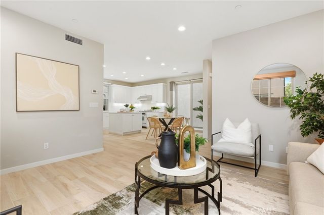 147 Excursion, Irvine, CA 92618