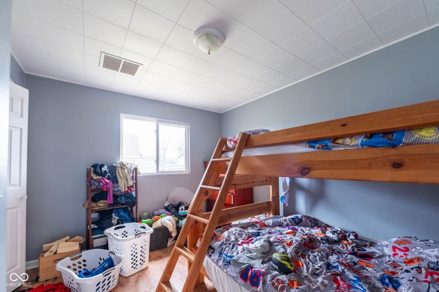 532 Northgate Drive, Greenwood, IN 46143