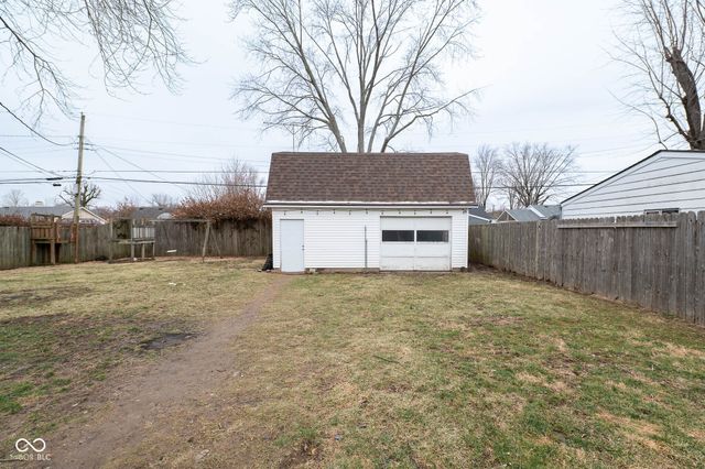 532 Northgate Drive, Greenwood, IN 46143
