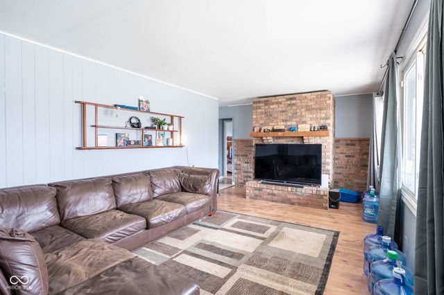 532 Northgate Drive, Greenwood, IN 46143