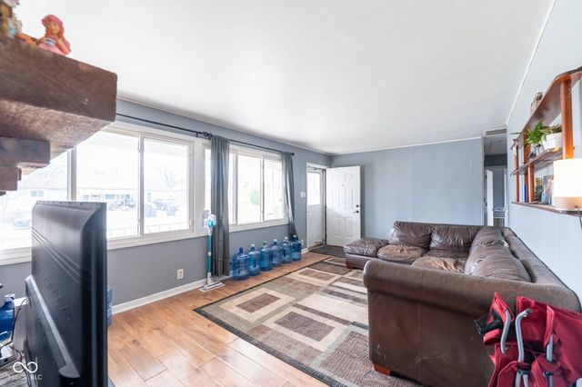 532 Northgate Drive, Greenwood, IN 46143