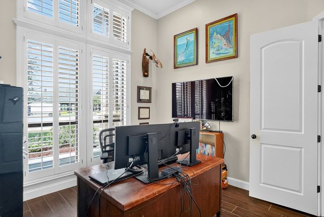 2304 Homeland Ct, Midland, TX 79707