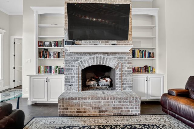 2304 Homeland Ct, Midland, TX 79707