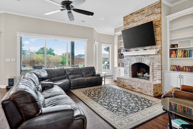 2304 Homeland Ct, Midland, TX 79707