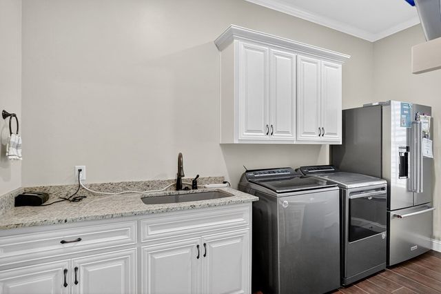 2304 Homeland Ct, Midland, TX 79707