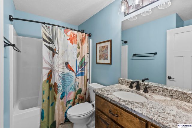 1010 S 17 Avenue, Blair, NE 68008