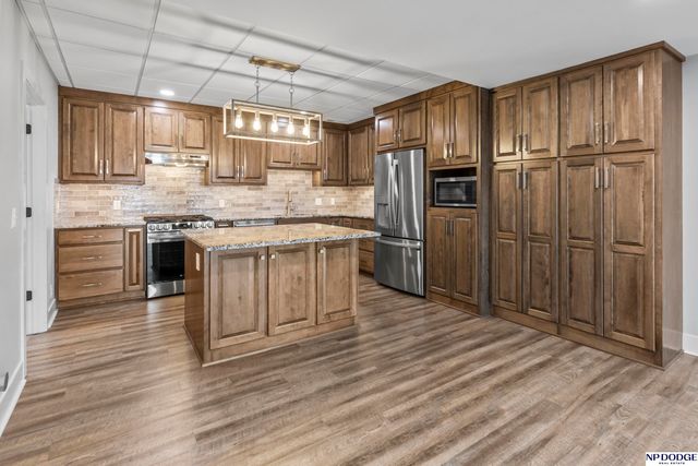 1010 S 17 Avenue, Blair, NE 68008