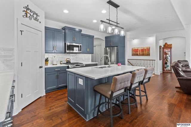 1010 S 17 Avenue, Blair, NE 68008