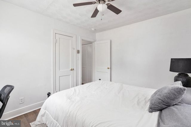 305 LOCUST AVE, Colonial Beach, VA 22443