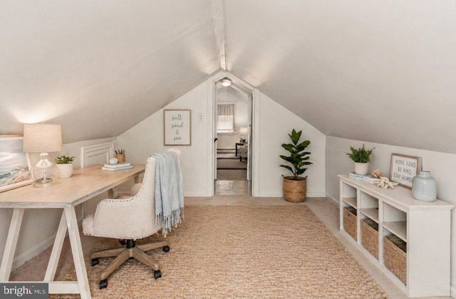305 LOCUST AVE, Colonial Beach, VA 22443