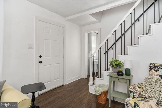 305 LOCUST AVE, Colonial Beach, VA 22443
