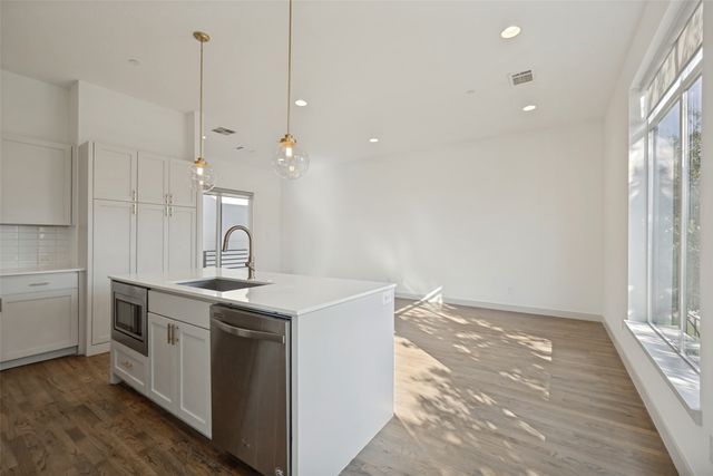 2103 Bennett Avenue 60, Dallas, TX 75206