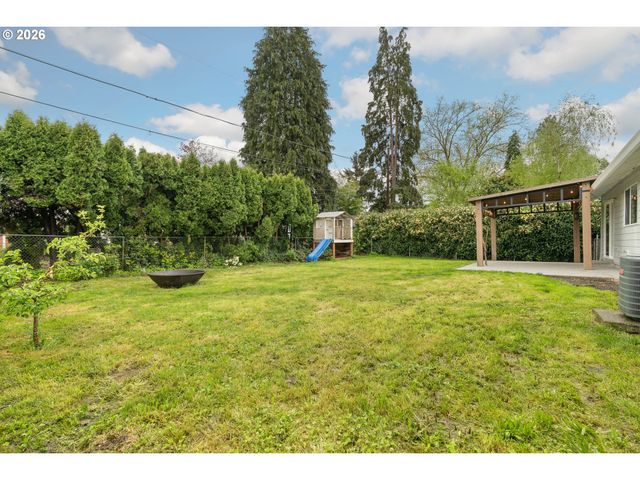 6590 Sw LOMBARD Ave, Beaverton, OR 97008