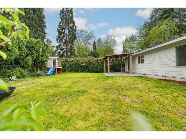 6590 Sw LOMBARD Ave, Beaverton, OR 97008