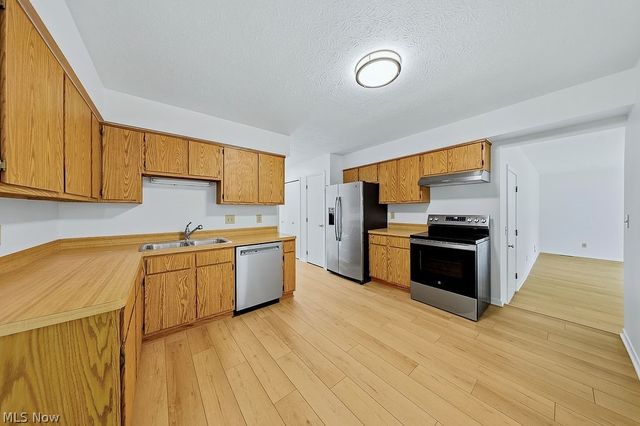 5770 Bradley Road, North Olmsted, OH 44070