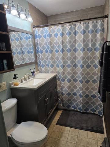 1218 Nicolet Street, Janesville, WI 53546