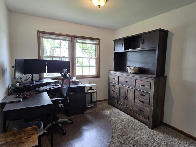 1218 Nicolet Street, Janesville, WI 53546