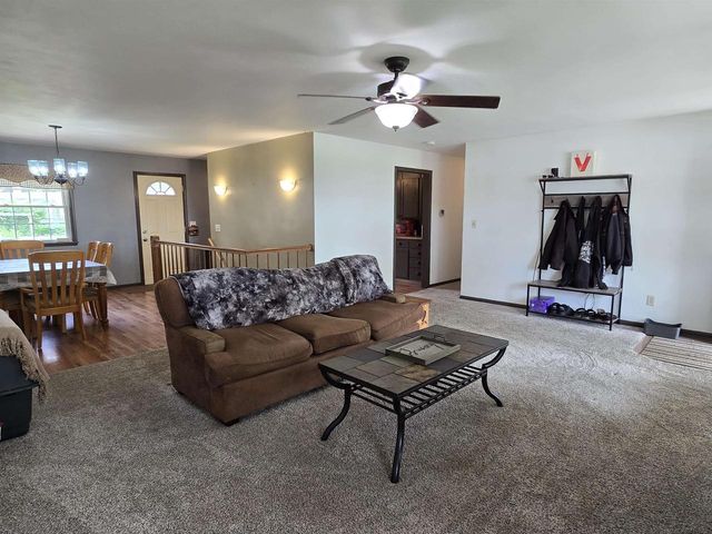 1218 Nicolet Street, Janesville, WI 53546