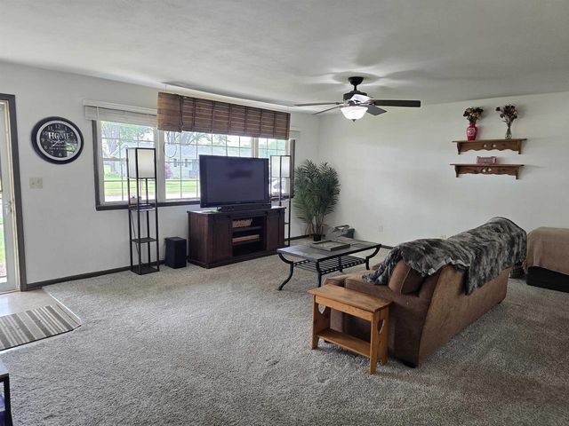 1218 Nicolet Street, Janesville, WI 53546