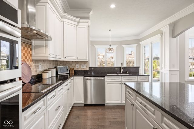 1870 Blore Heath, Carmel, IN 46032