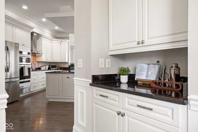 1870 Blore Heath, Carmel, IN 46032