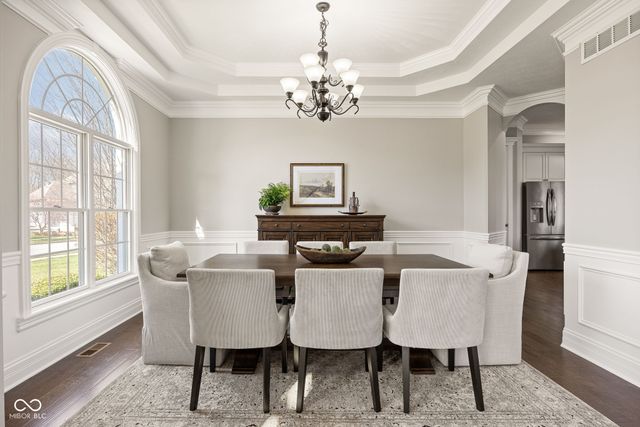 1870 Blore Heath, Carmel, IN 46032