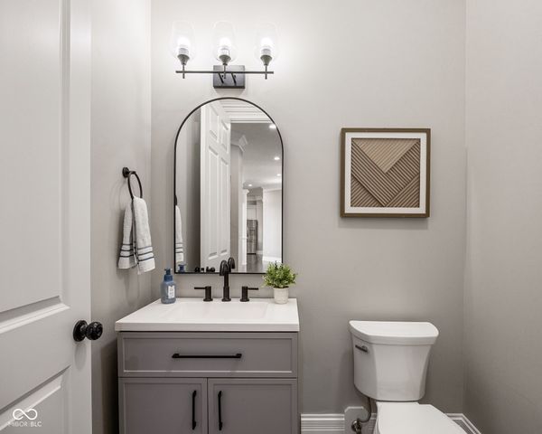 1870 Blore Heath, Carmel, IN 46032