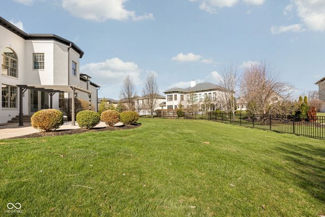 1870 Blore Heath, Carmel, IN 46032