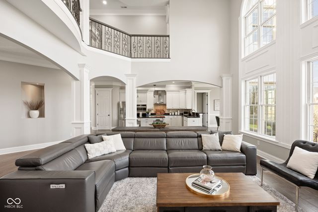 1870 Blore Heath, Carmel, IN 46032