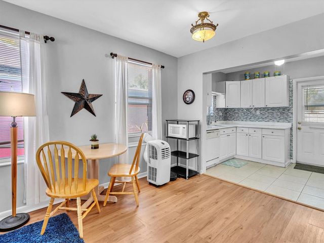 1835 Roosevelt Street, Hollywood, FL 33020