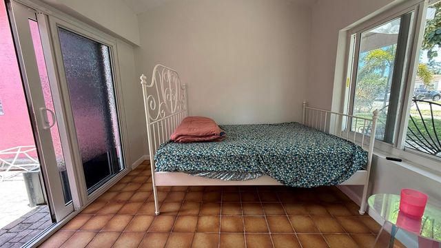 1835 Roosevelt Street, Hollywood, FL 33020