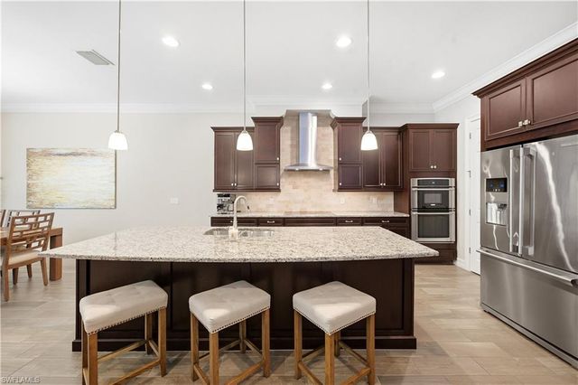 1435 Mockingbird DR, Naples, FL 34120