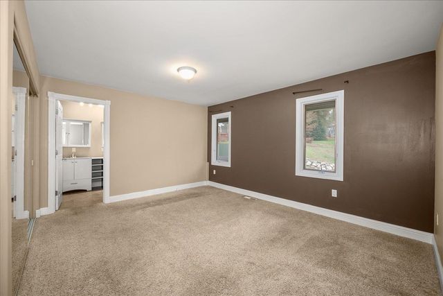 608 W Hazard Rd, Spokane, WA 99208