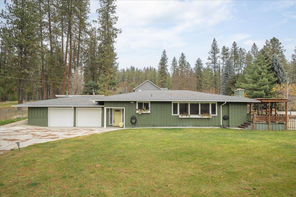 608 W Hazard Rd, Spokane, WA 99208