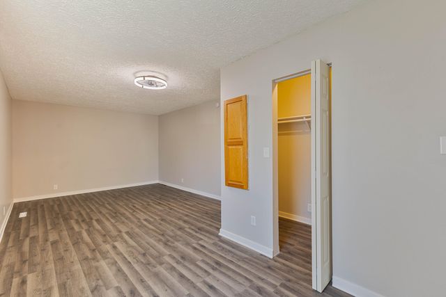 2308 AVENUE B, Council Bluffs, IA 51501