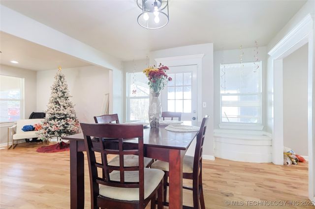 1320 S Keeler Avenue, Bartlesville, OK 74003