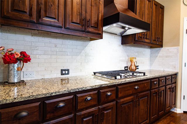 2608 Outlook Ridge LOOP, Leander, TX 78641