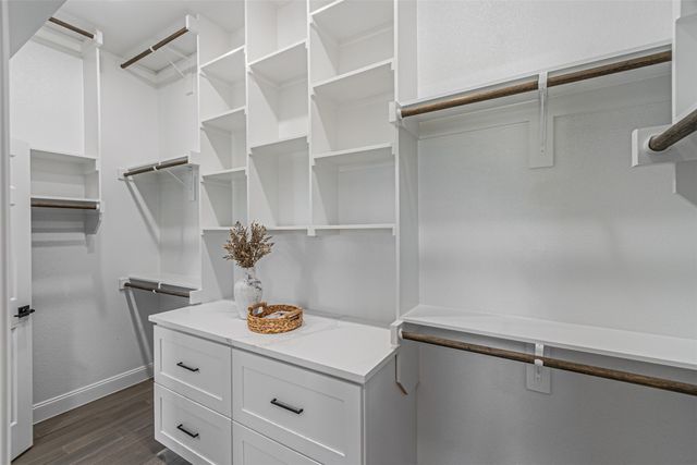 2406 Beverly Drive, Granbury, TX 76048