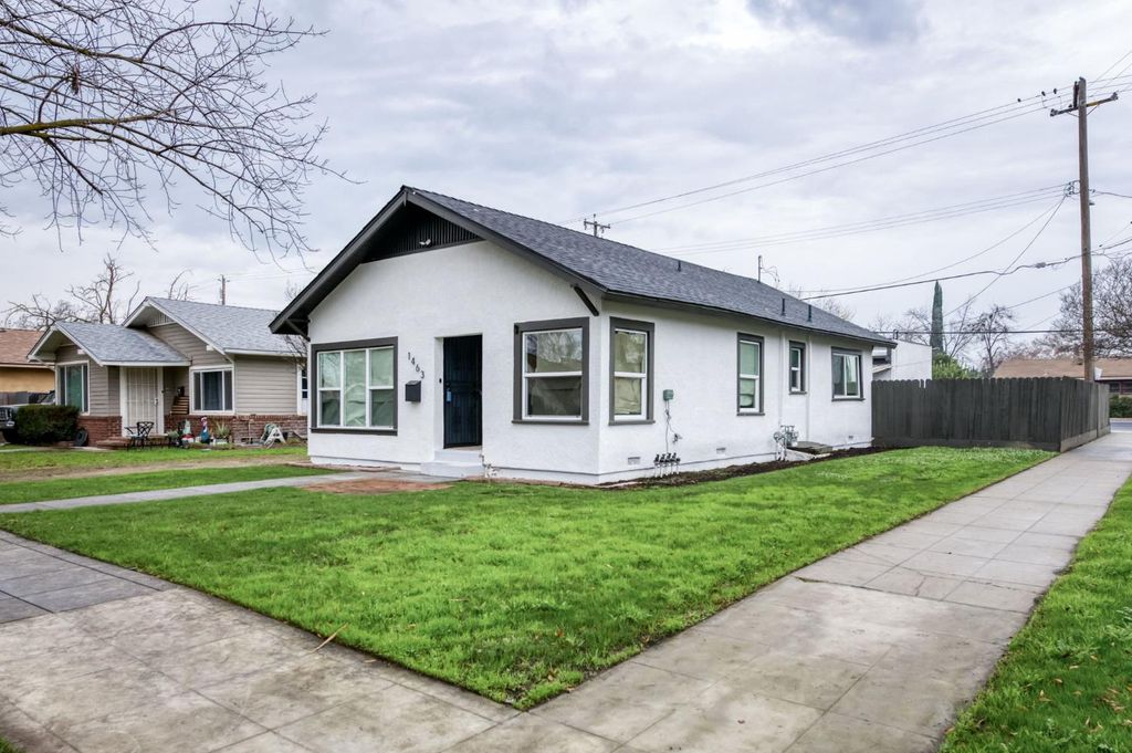 Image 2 of property listing at 1463 N Ferger Avenue, Fresno, CA 93728