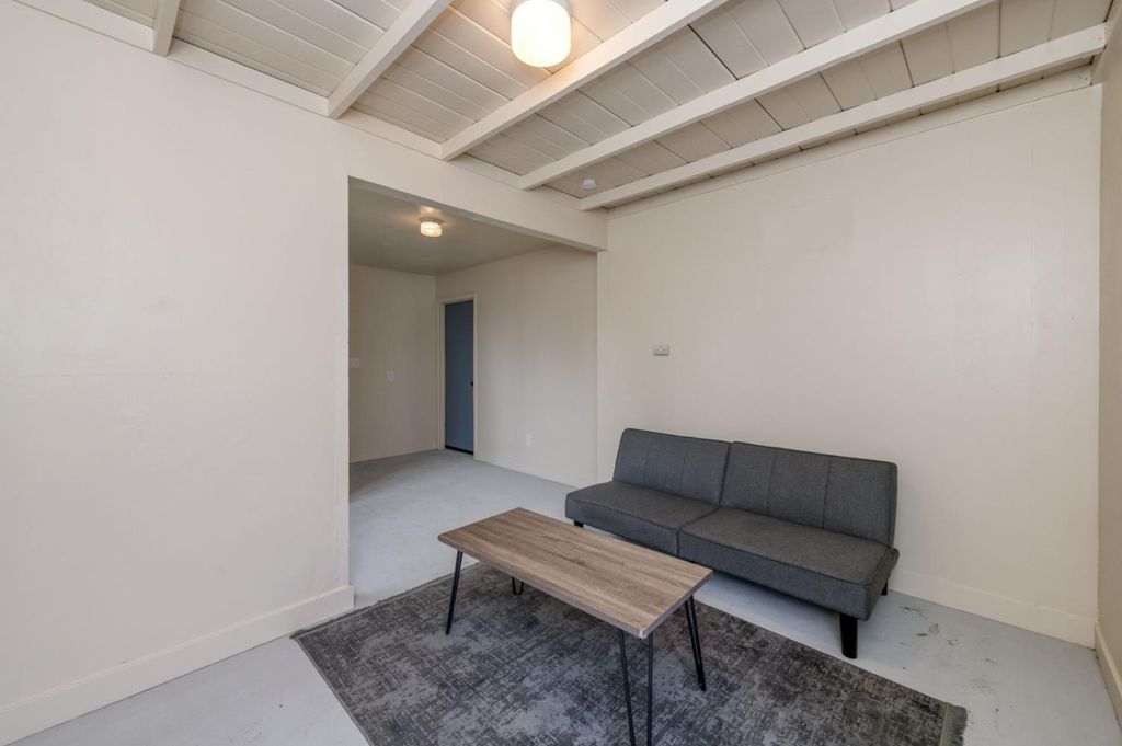 Image 20 of property listing at 1463 N Ferger Avenue, Fresno, CA 93728