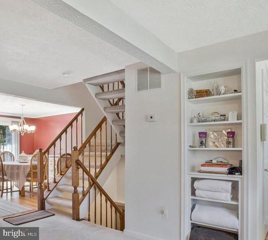 8194 MOUNTAIN ESTATE CT, Pasadena, MD 21122