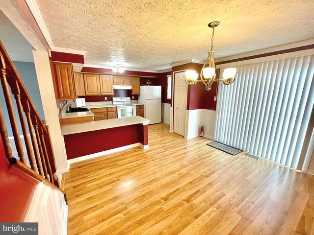 8194 MOUNTAIN ESTATE CT, Pasadena, MD 21122