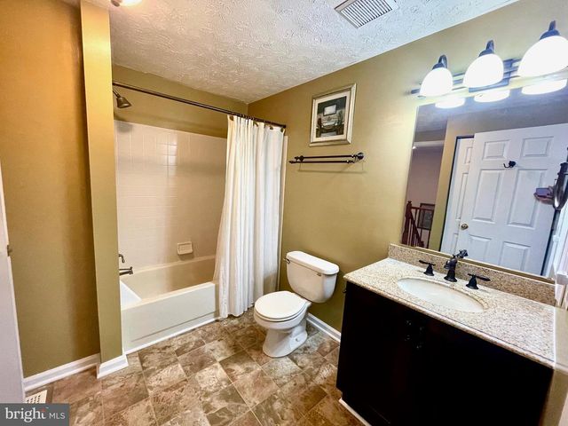 8194 MOUNTAIN ESTATE CT, Pasadena, MD 21122