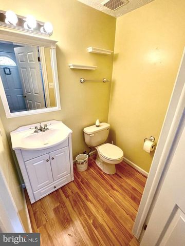 8194 MOUNTAIN ESTATE CT, Pasadena, MD 21122