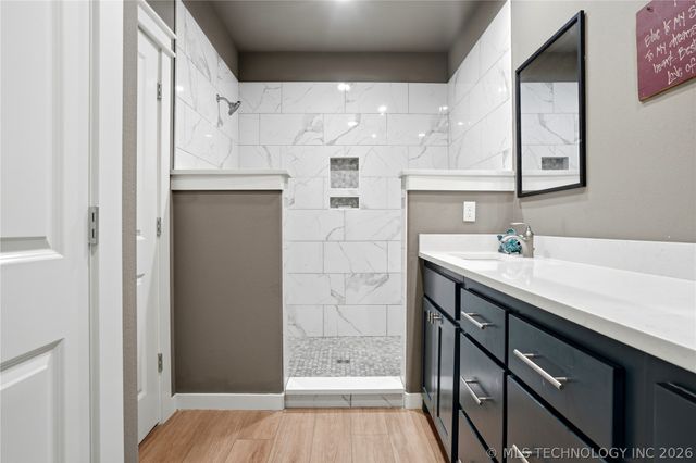 25115 S 519 Road, Park Hill, OK 74451