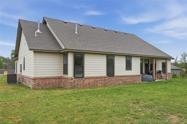 25115 S 519 Road, Park Hill, OK 74451