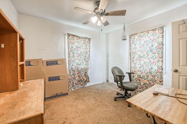 908 S Clark Street, Visalia, CA 93292