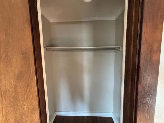 1911 S Walnut Street, Muncie, IN 47302