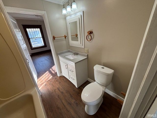 1911 S Walnut Street, Muncie, IN 47302