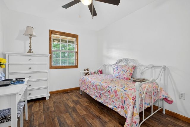 240 Dillon Ln, Baxter, TN 38544